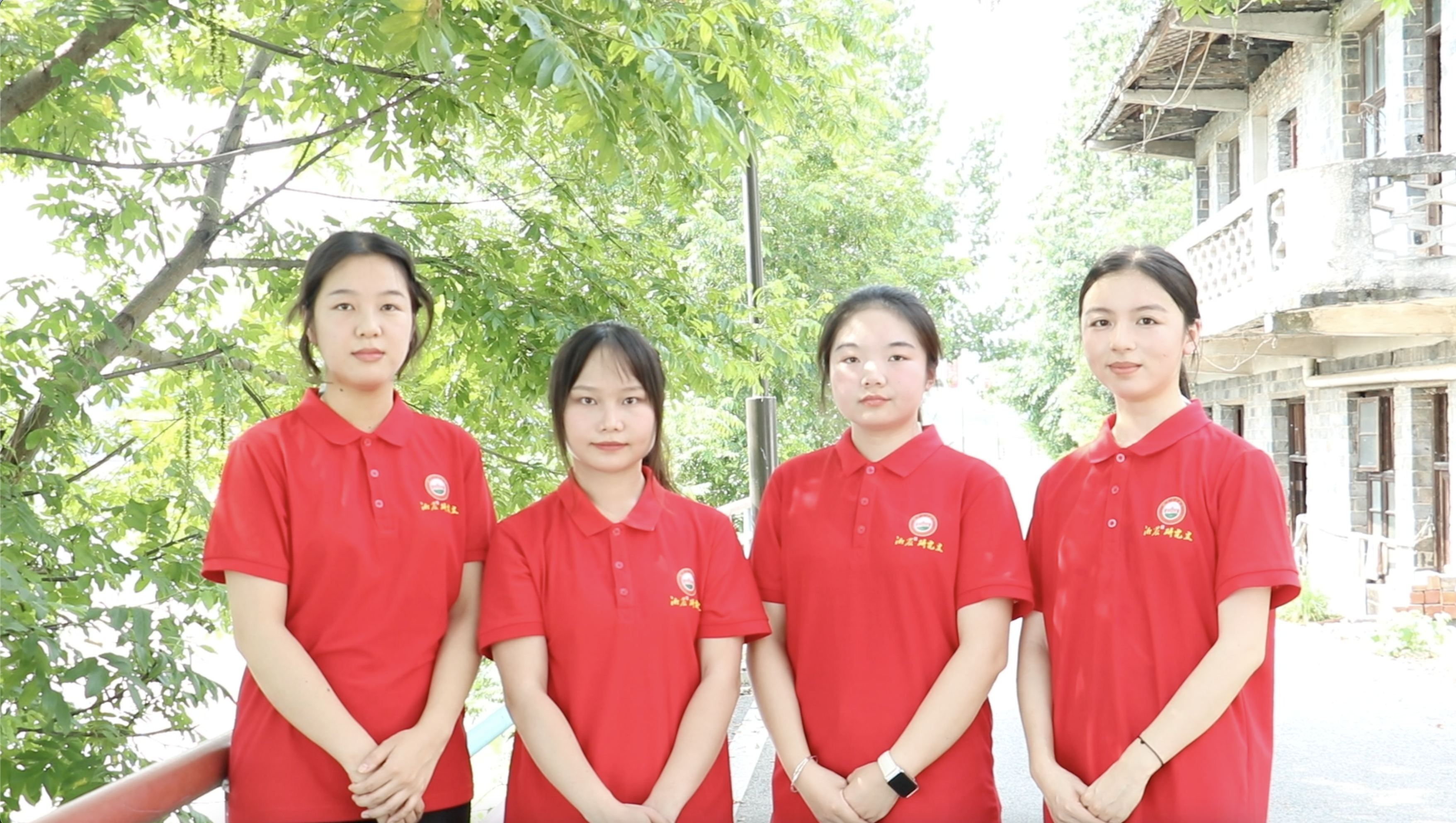 4.党课拍摄.png